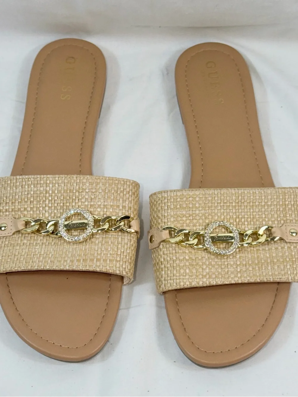 GUESS Traps Tan Raffia Slide Sandals Gold Chain Logo Flat Slides 11M WGTRAPS-R - Picture 6 of 7